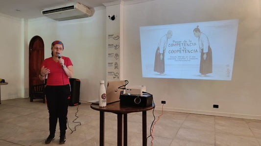 Entre el amor y la plata: reconciliando la agilidad humanista con los resultados económicos